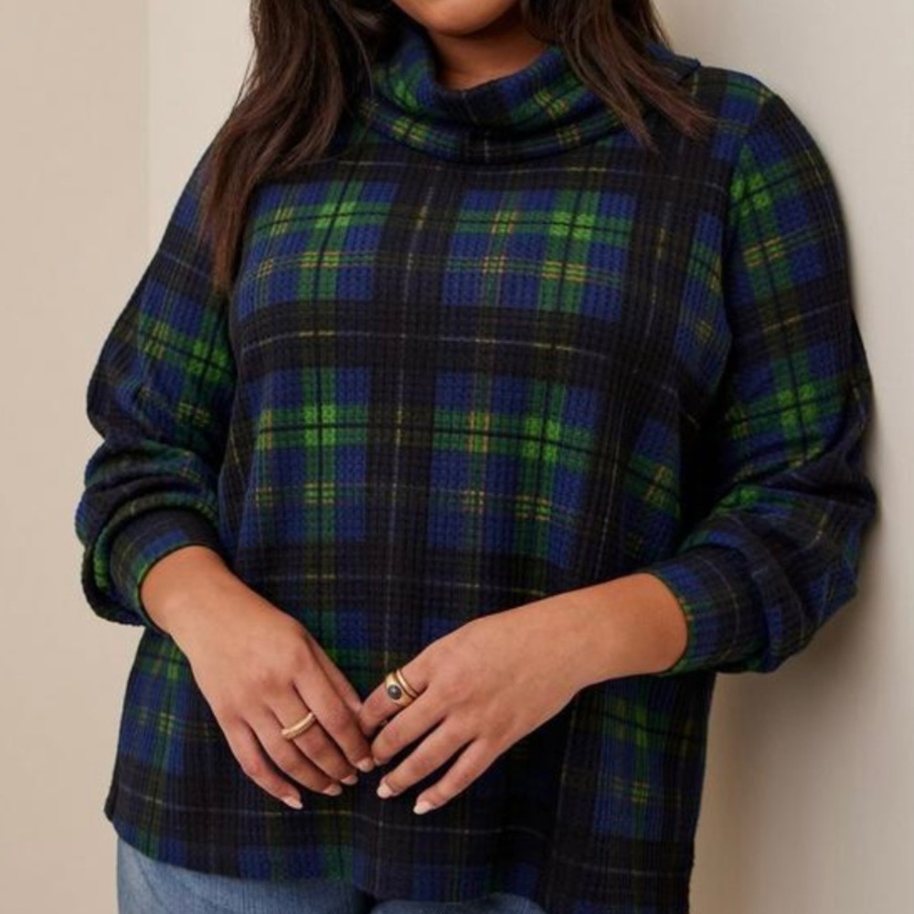 NWT Torrid Brushed Waffle Cowl Neck Top Blue Green Plaid 5X